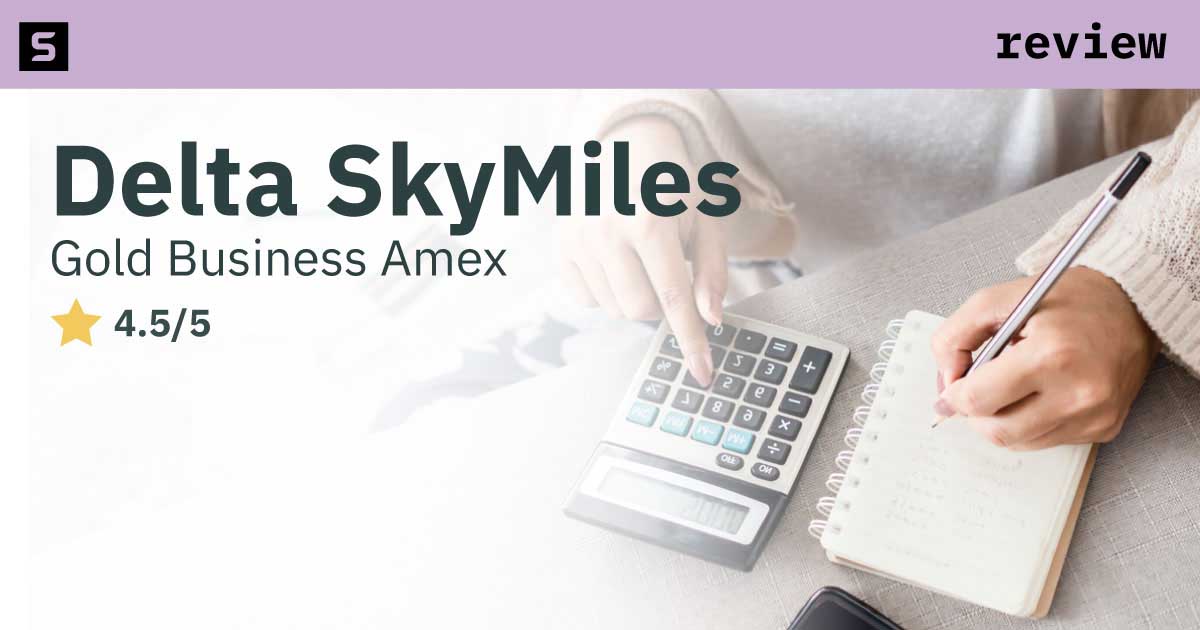 Smiling business person pointing at 4.5 stars and Delta SkyMiles Gold Business Amex.