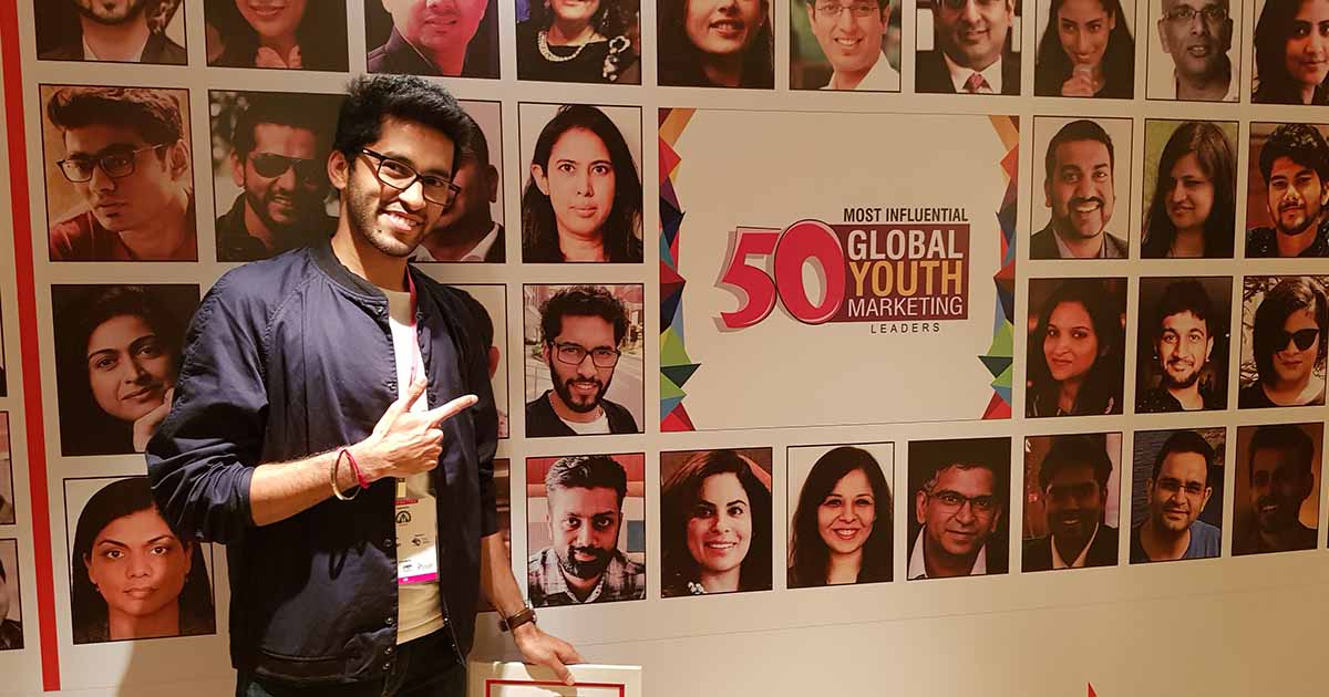 GraffersID founder receiving an award.